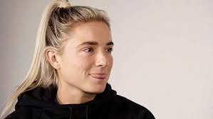 Positioned midfielder, the oldest of the siblings continues to impress recruiters of the national women's soccer league (nwsl). Lol Hey Wonderland Kristie Mewis X Uswnt Reader