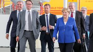 Unter ihrer führung sind die deutschen in guten händen. German Chancellor Angela Merkel Announces Hydrogen Strategy For Aviation Fuelcellsworks