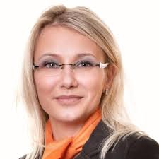 The company's line of business includes the operation of commercial banks. Stefanie Grollich Wohnbauspezialistin Raiffeisenbank Werratal Landeck Eg Xing