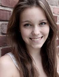 Elisa Wolf's Instagram, Twitter & Facebook