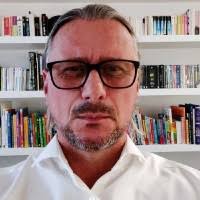 4200+ "Andrew Or" profiles