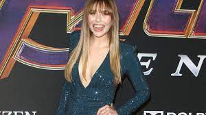 Want to discover art related to elizabetholsen? Elizabeth Olsen Sie Wollte Ihren Eigenen Weg Gehen