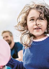 Leben in Adoptiv- und Pflegefamilien