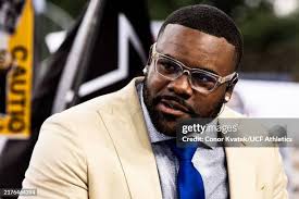3,302 Mark Ingram Photos Stock Photos, High-Res Pictures, and Images