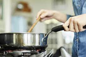 The editors of easy home cooking magazine cooking doesn't need to be a. Cooking Maid Near Me 10 Attributes Of A Great Cook For Home Mychores