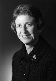 Doris Walker's Instagram, Twitter & Facebook