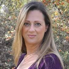 Looking for caregiver Female Permanent* Start: 03/03/2025 Job: 24/7  Patient: Man Age:85 Speak: Hebrew/Other *Area: 3