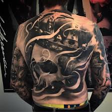 This philosophy results in tattoos that appear to be just one line, and may also have something to do with his outlook on the world. The Tattoo Zoo Namibia Tattoo Find The Best Tattoo Artists Anywhere In The World