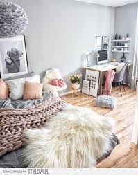 17 diy room decor ideas that will transform your bedroom. Find And Save Ideas About Girl Room Decor On Pinterest See More Ideas About Girl Room Girl Rooms And Girls Bedroom Bedroom Design New Room Bedroom Makeover