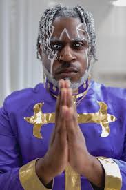 Le cosplay d'Enrico Pucci ✨🙏🏾 : r/StardustCrusaders