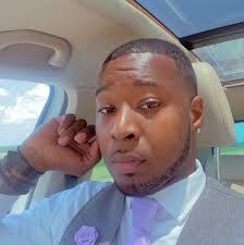 Tomeka Redmond's Instagram, Twitter & Facebook