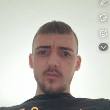 How to fix a gaming PC with an oversized display issue?