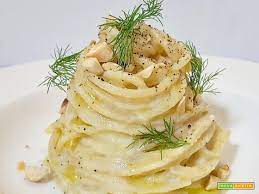 Maybe you would like to learn more about one of these? Spaghetti Con Pesto Di Finocchio E Mandorle Ricetta Trovaricetta Com