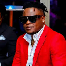 Eric Lauture's Instagram, Twitter & Facebook