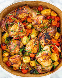 This Roasted Chicken And Vegetables Is A Family Favorite That We Make Often In 2020 Chicken And Vegetable Bake Roasted Chicken And Potatoes Baked Chicken And Veggies