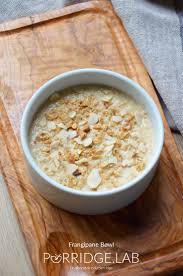Frangipane Bowl Porridge Au Four Facon Frangipane Recette Recette De Petit Dejeuner Recette Et Recettes De Boissons