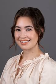 Karen Bohn's Instagram, Twitter & Facebook