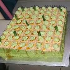 Anna sha 5 months ago. Ondeh Ondeh Slice Cake By Sh Home Bakes Food Drinks Baked Goods On Carousell