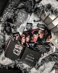 Similar books like the selection include the elite, the one, cinder, scarlet, divergent. Anzeige Advertisement Unpaid Naaa Welche Ist Eure Liebste Krahe Bei Mir Ist Es Wohl Kaz Obwohl Nina Ihm Dicht Book Photography Book Flatlay Book Aesthetic