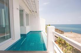 Tandas awam tersedia di beberapa tempat. Ulasan Ample Villa Hotel Reviewing System