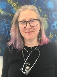 Parents!! I want to share with you all a recommendation for something  unique that I joined, a WhatsApp group by an amazing pediatric nutritionist  who gives weekly tips for feeding a healthy