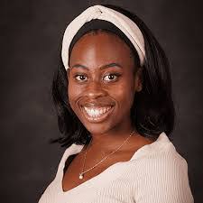 Erin Munro's Instagram, Twitter & Facebook