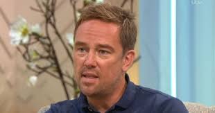 Mr thomas said he was 'suffocating with grief' since his wife gemma died suddenly of leukaemia. Simon Thomas In Early Stages Of New Relationship After Losing Wife Gemma Mirror Online