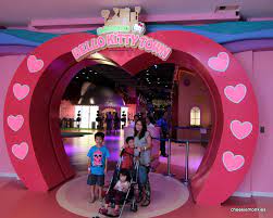 Puteri harbor theme park is in a cutting edge piece which looks like a shopping center or an office complex. Cheekiemonkies Singapore Parenting Lifestyle Blog Puteri Harbour Family Theme Park Hello Kitty Town Review Cheekie Monkies