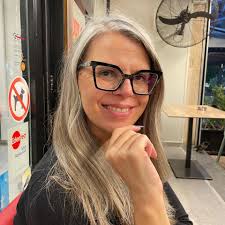 Hi everyone! I'm looking for some Greek lessons online for groups (max. 5  ppl). I'm between levels A2-B1. I like versitile teaching methods but my  priority is to improve my speaking skills.