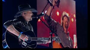 Jason Aldean – Should've Been A Cowboy [Toby Keith Tribute] (Live from the  59th ACM Awards)