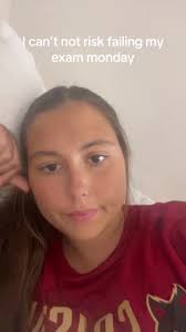 allymiller12 (@allymiller12)