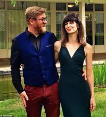 Mr morrison took a swipe at journalist peter van onselen, who ambushed him with text exchanges where former nsw premier gladys berejiklian . Storm As Peter Van Onselen Who Threatened To Sue Expectant Mother Gemma Carey Says Shes Not Pregnant Hca Barbieri News