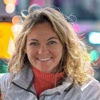 Deborah Sandman's Instagram, Twitter & Facebook