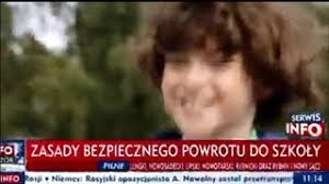 Choć nie zapadła jeszcze ostateczna decyzja, ministerstwo edukacji narodowej opublikowało listę wytycznych na wypadek, gdyby szkoły miały wrócić do nauki stacjonarnej po 17 stycznia. Nie Bezpieczny Powrot Do Szkoly Parodia Spotu Tvp Memy Polityczne Youtube