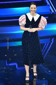 L'artista prepara una sorpresa per la diretta. Vestito Primavera 2021 60s Per Francesca Michielin A Sanremo