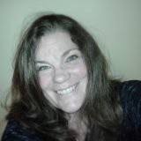 Robin Hiller's Instagram, Twitter & Facebook