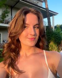 Sanne Josephine Vera V. Alphen (@sanne.josephine.a) • Instagram photos and  videos