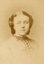 Elizabeth Keeler's Instagram, Twitter & Facebook