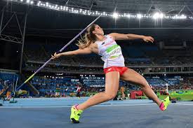 Nasza oszczepniczka nieprzerwanie przewodzi tabelom od 9 maja, gdy w splicie pobiła rekord kraju imponującym rzutem na 71.40 m. Maria Andrejczyk O Swoich Szansach Na Medal Igrzysk Olimpijskich W Tokio Natemat Pl