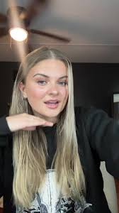 finally!! a non sticky affordable lip oil!!! run a grab these! #lipoil #elf  #elflipoil #beauty #fyp #influencer #TTSACL #StarBeauty #beautyicontts