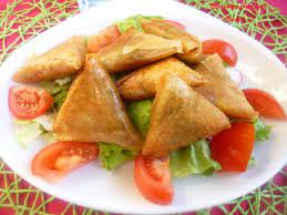 Préparation de la recette brick végétarienne étape par étape : Samoussa Vegetarienne Gourmandise Assia