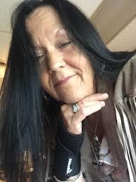 Hi all! I am Cheryle and I just wanted to introduce myself and share a  photo I took today at lunch waiting for my friend ! I joined this group  because I'm