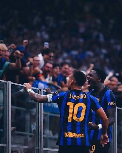 El Inter venció 3-2 al SSC Napoli este sábado en partido de la Lega Serie  A, se mantienen líderes de la liga italiana con 9 puntos en tres fechas. El  argentino Lautaro