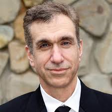 Make Your Customers Dance: The Key To User Experience Is Knowing Your  Audience: Majers, Marc A., Burke, Kevin, Turner, Anthony L., Minnich,  Matthew, Comstock, Michael, Clear, Steve, Woods, D. Ben, Myers, Karen,