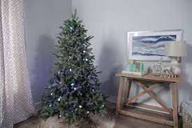 How To Put Lights On A Christmas Tree Better Homes Gardens