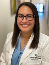 Tanya Hoke's Instagram, Twitter & Facebook