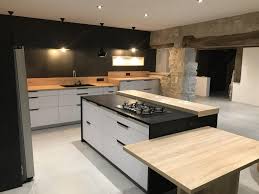 La cuisine associant le noir et le bois a un potentiel infini. Cuisine Noire Et Bois 15 Modeles Tendances Kozikaza