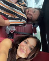 Chloe Bernard (@chloeabernard) • Фото и видео в Instagram