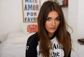 News, email and search are just the beginning. 4543746 Straight Hair India Reynolds Brown Eyes Face Women Women Indoors Open Mouth Brunette Long Hair Model Looking At Viewer Wallpaper Mocah Hd Wallpapers