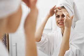 Hautprobleme Im Gesicht 12 Ursachen Und Behandlungs Tipps